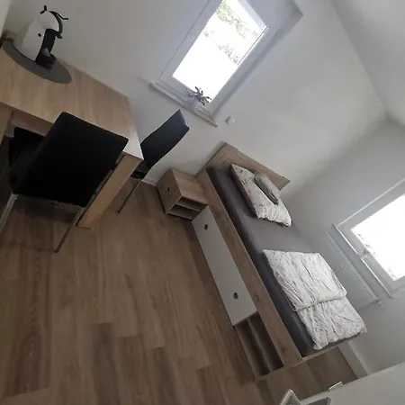 Privates In Ruhiger Lage Heidenheim-steinheim Am Albuch Rum i privatbostad Steinheim am Albuch